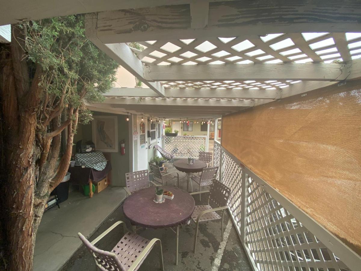 Independence Courthouse Motel 外观 照片