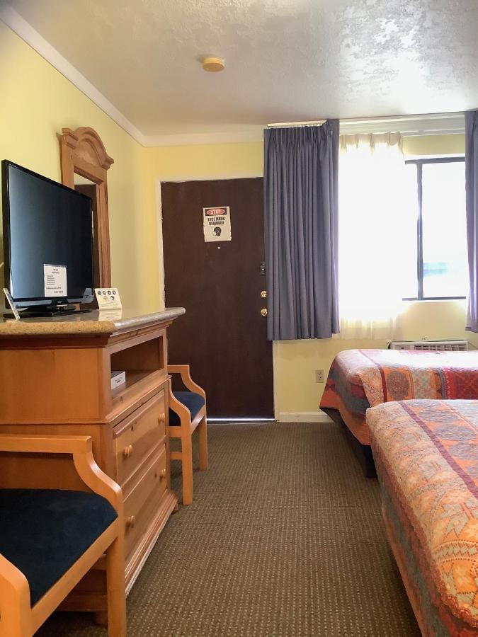 Independence Courthouse Motel 外观 照片