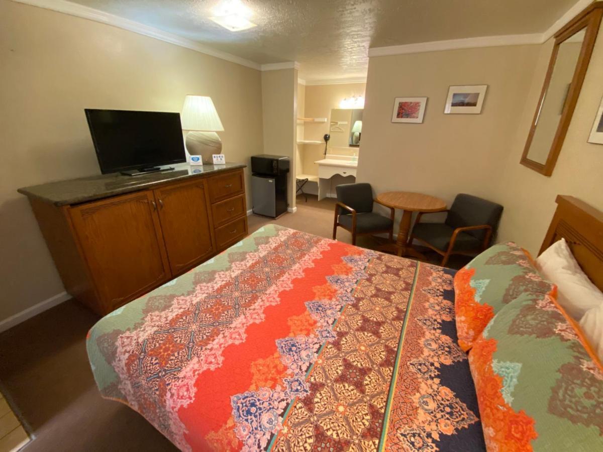 Independence Courthouse Motel 外观 照片