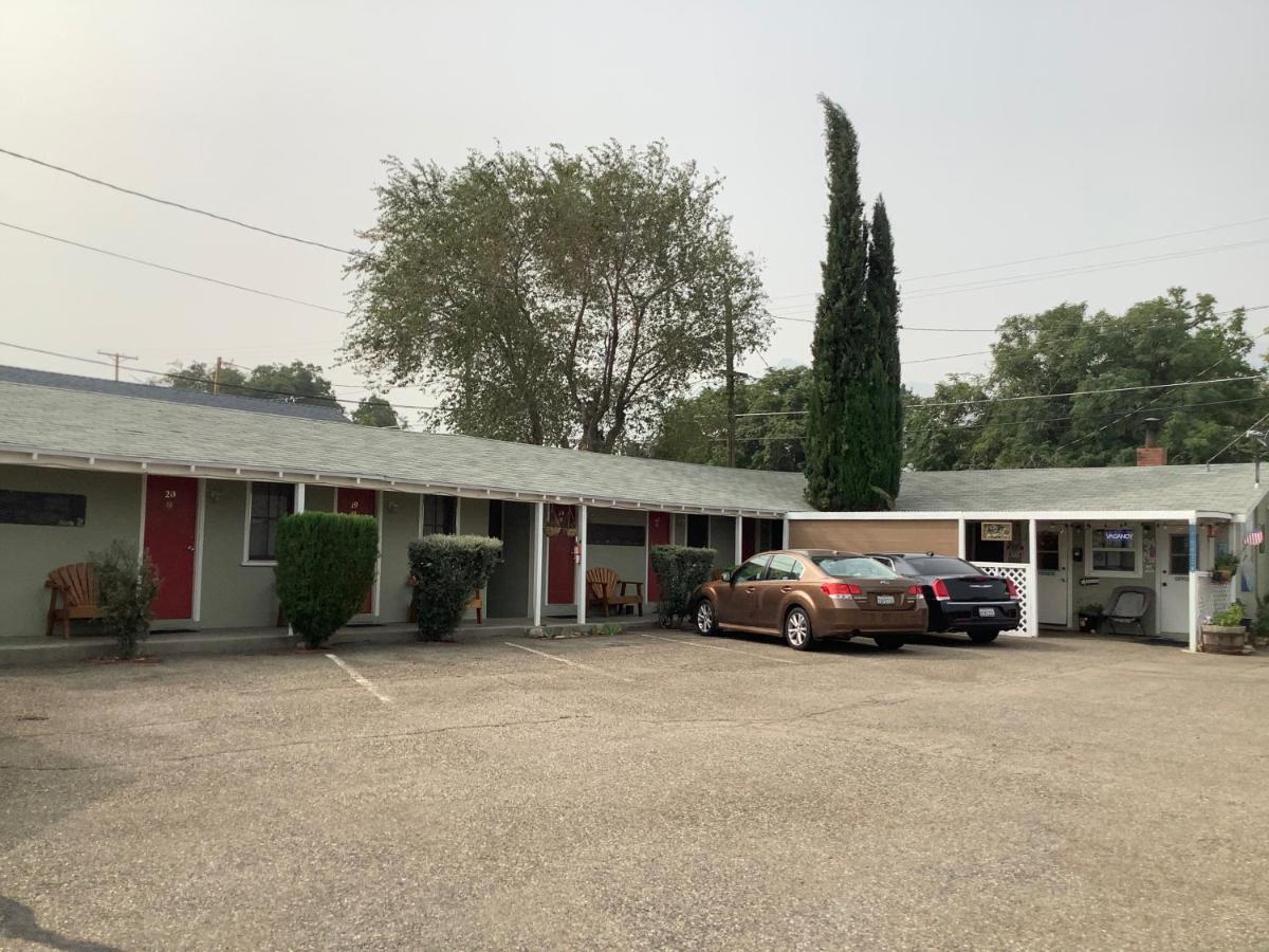 Independence Courthouse Motel 外观 照片